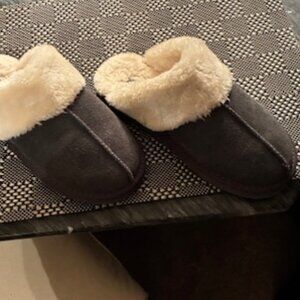 Dark Grey Suede Fleece Lined Minitonka - Women's House Slippers
